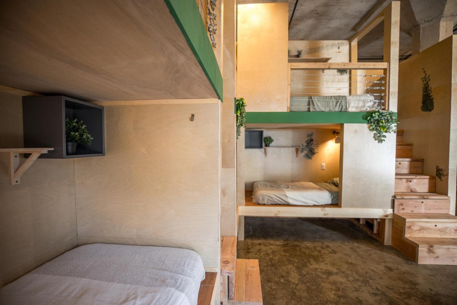 Hostel Podshare Hollywood