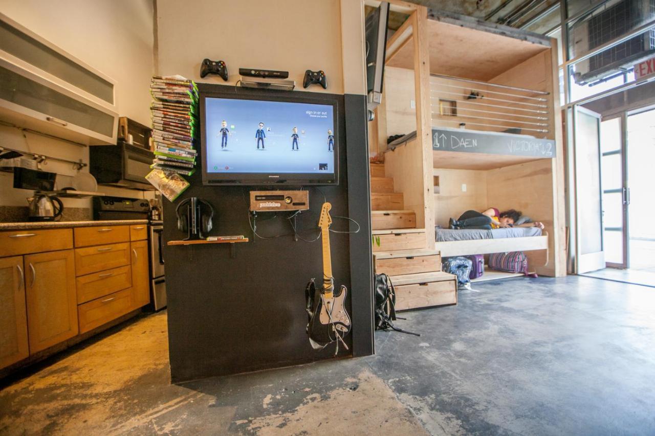 Podshare Hollywood Hostel
