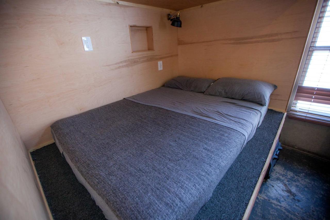 Podshare Hollywood