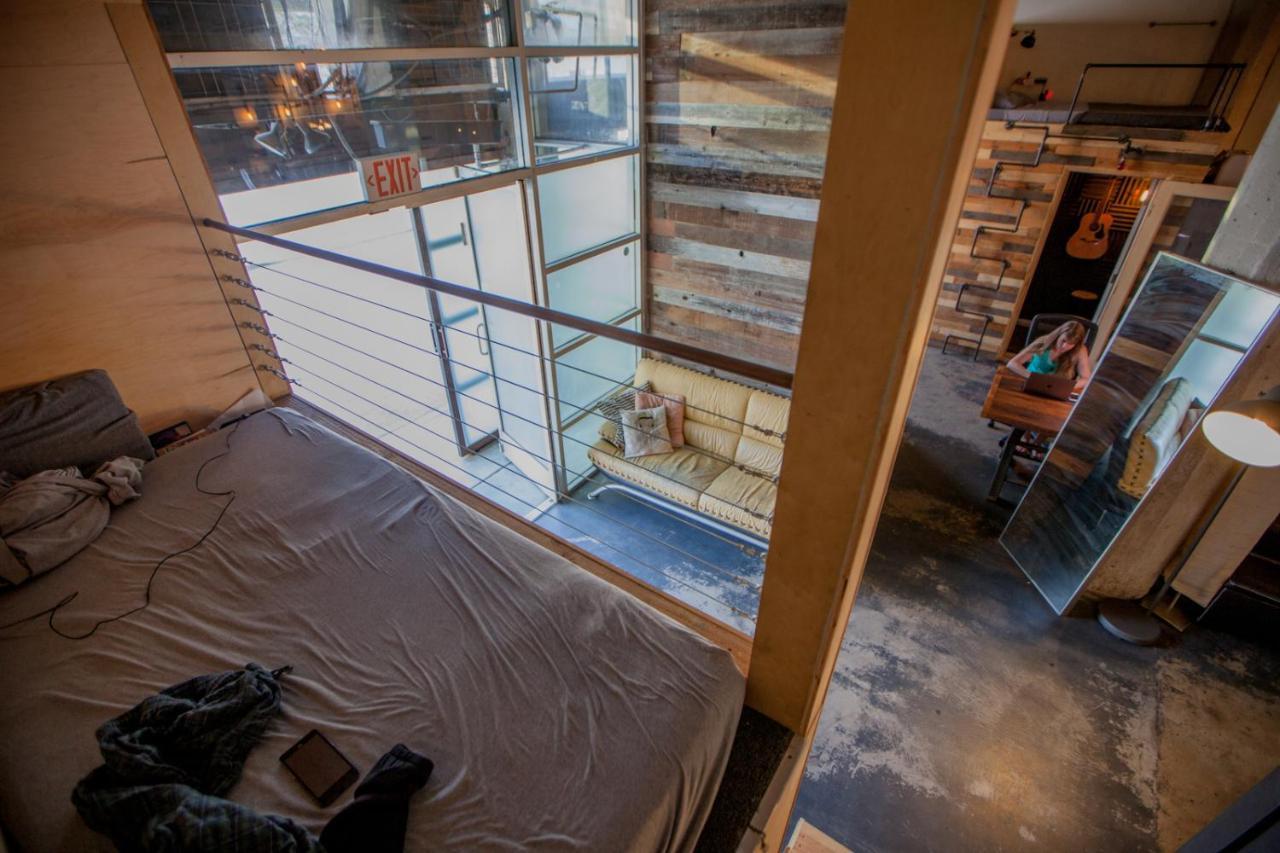 Podshare Hollywood Hostel *