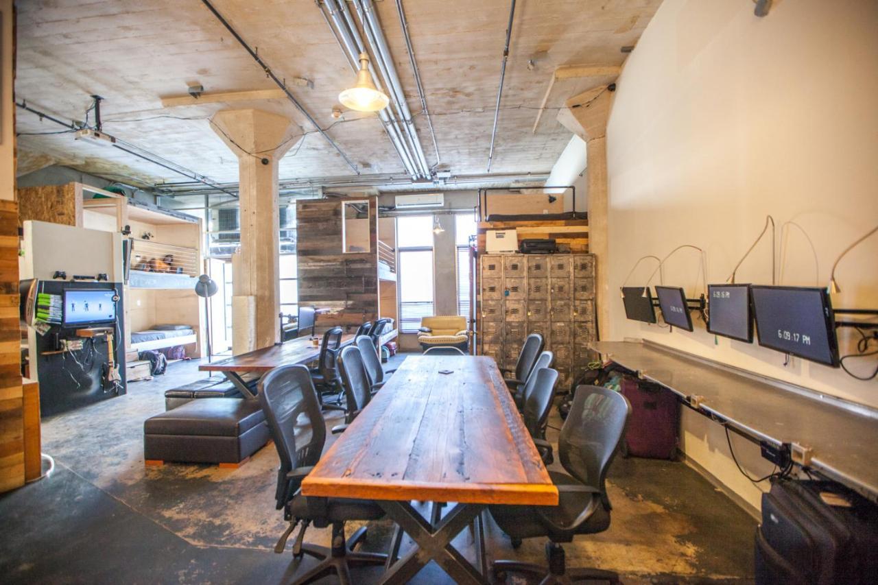 Podshare Hollywood Hostel *