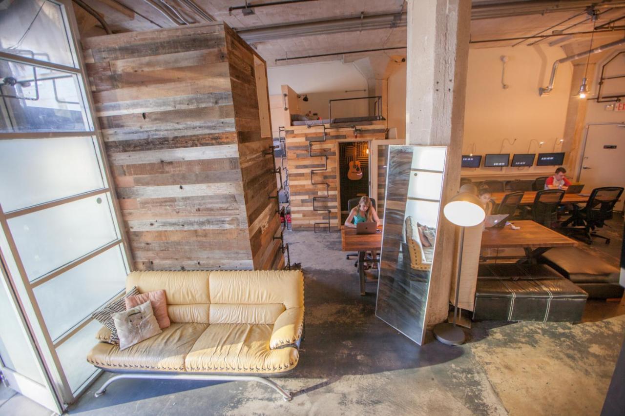 Podshare Hollywood Hostel