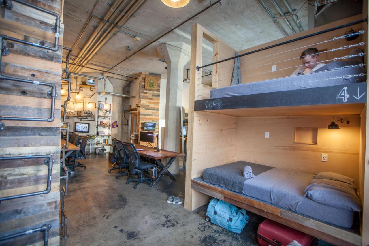 Podshare Hollywood Hostel